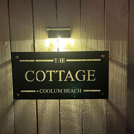Private Outdoor Spa, Fire Pit, Cinema Room - The Cottage Coolum Beach Kültér fotó