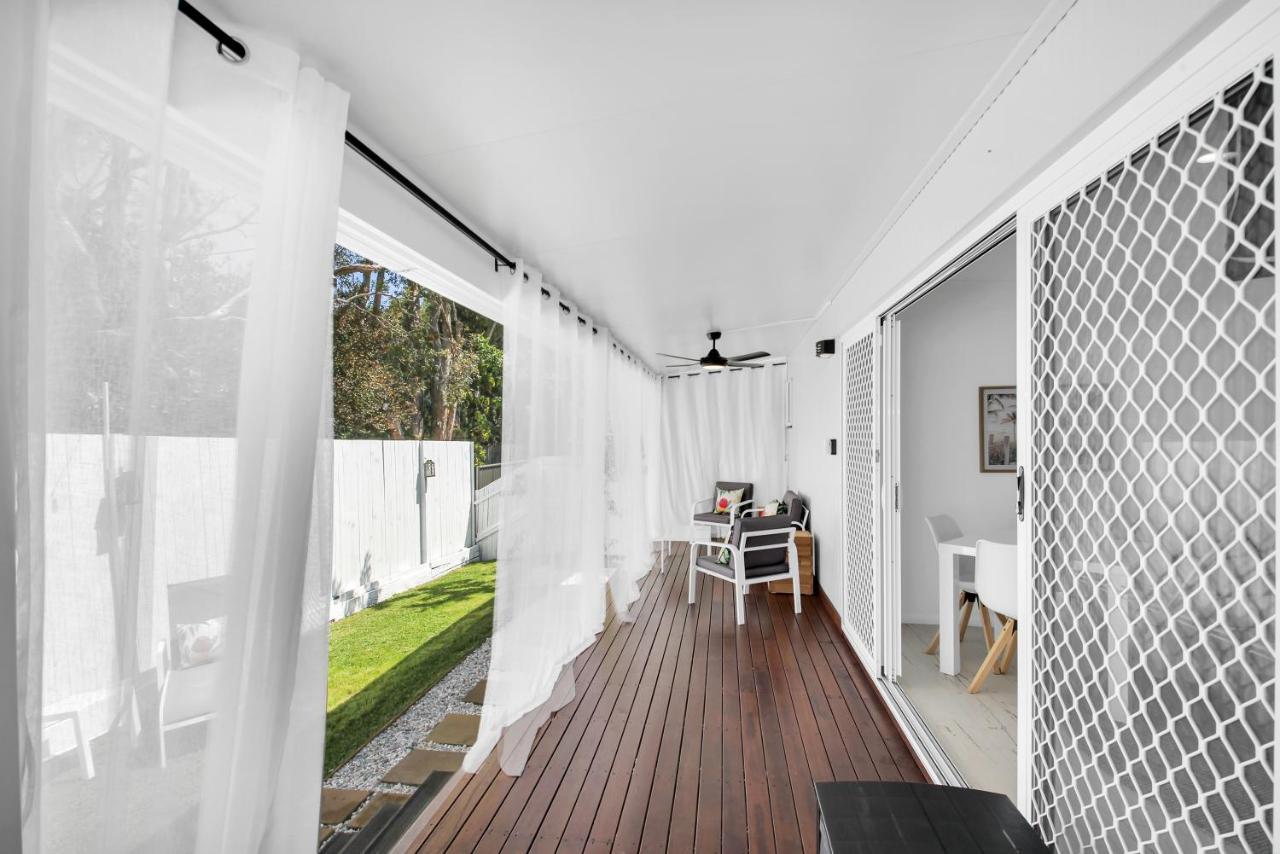 Private Outdoor Spa, Fire Pit, Cinema Room - The Cottage Coolum Beach Kültér fotó